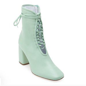 Daniella Shevel Bella Donna booties in Mint Green sz 9